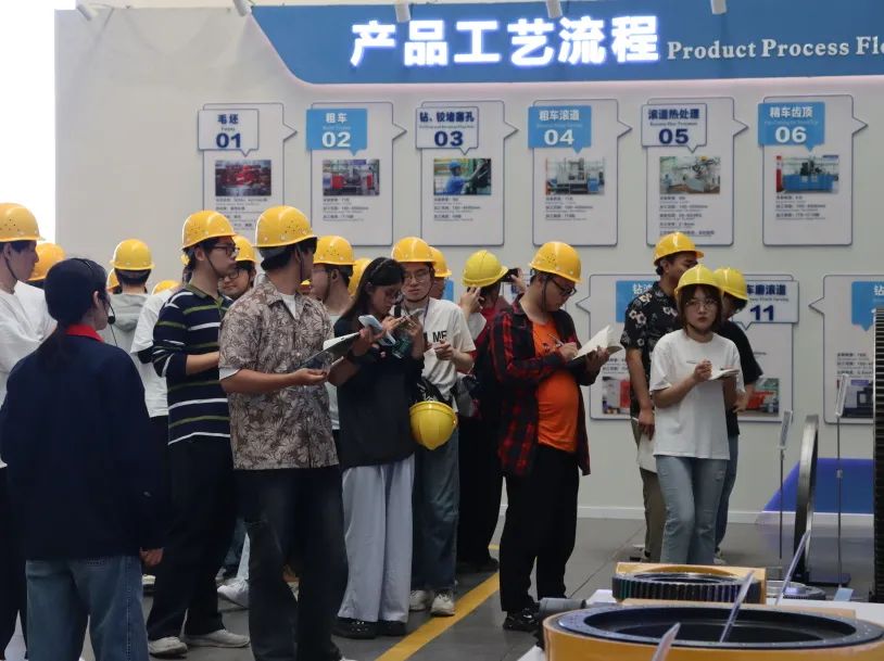產(chǎn)學研深度融合：礦大師生走進江蘇雙正機械